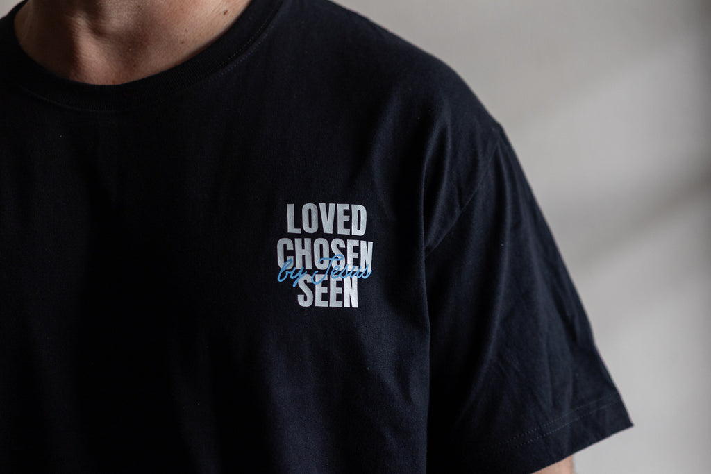 Loved, chosen, seen | T Shirt